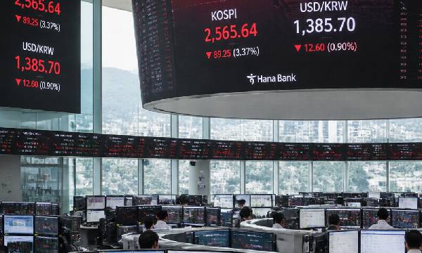 Perché i giganti dei chip stanno crollando in Asia e cosa c'entra l'occupazione USA
