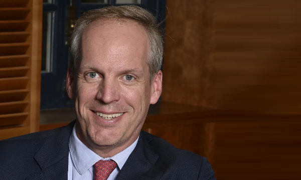 La sfida miliardaria degli USA per l'AI e la trasformazione dei mercati finanziari globali