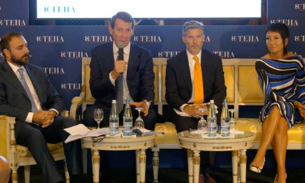 Cernobbio e investimenti high-tech: perché l’Italia fatica a stare al passo