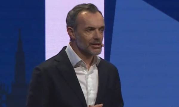 Come l'AI agentica per le imprese può far crescere il PIL italiano del 18% entro il 2040