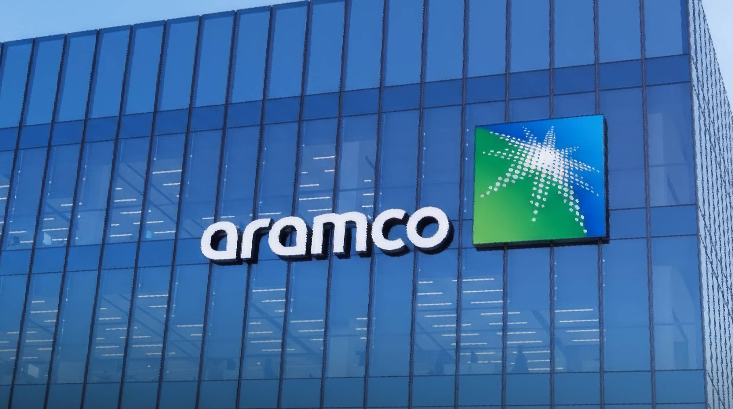 Il segreto di Aramco per guadagnare miliardi mentre il mondo teme lo shock energetico