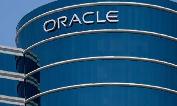 Perché Oracle sta dominando la corsa all'AI e cosa significa per il mercato