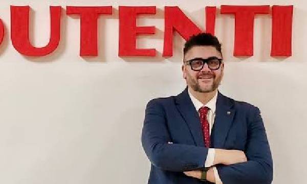 Da domani la Ue vieta alle grandi imprese di distruggere abiti e scarpe invenduti