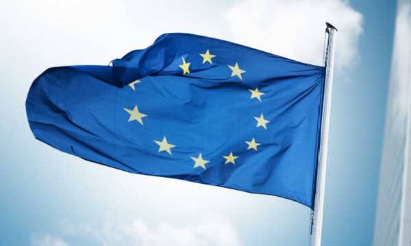 L'economia dell'Europa frena e l'inflazione sale: ecco i nuovi dati della UE